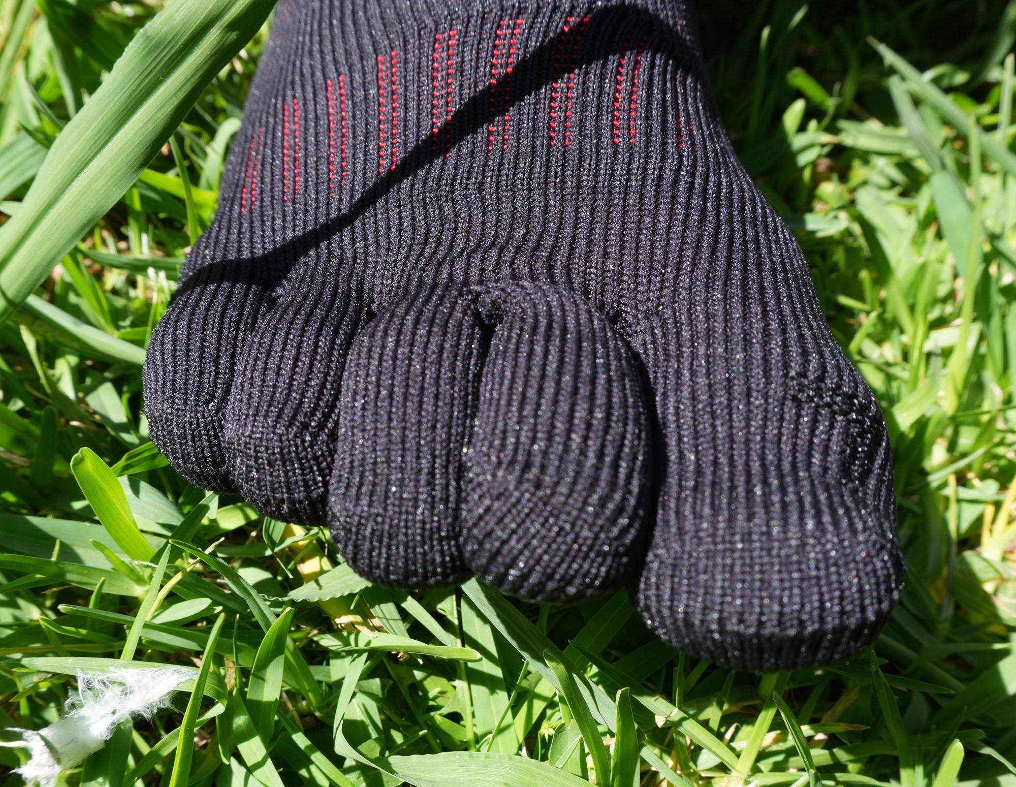 Compression Five‑Toe Grip Socks – Black & Red - V + Force